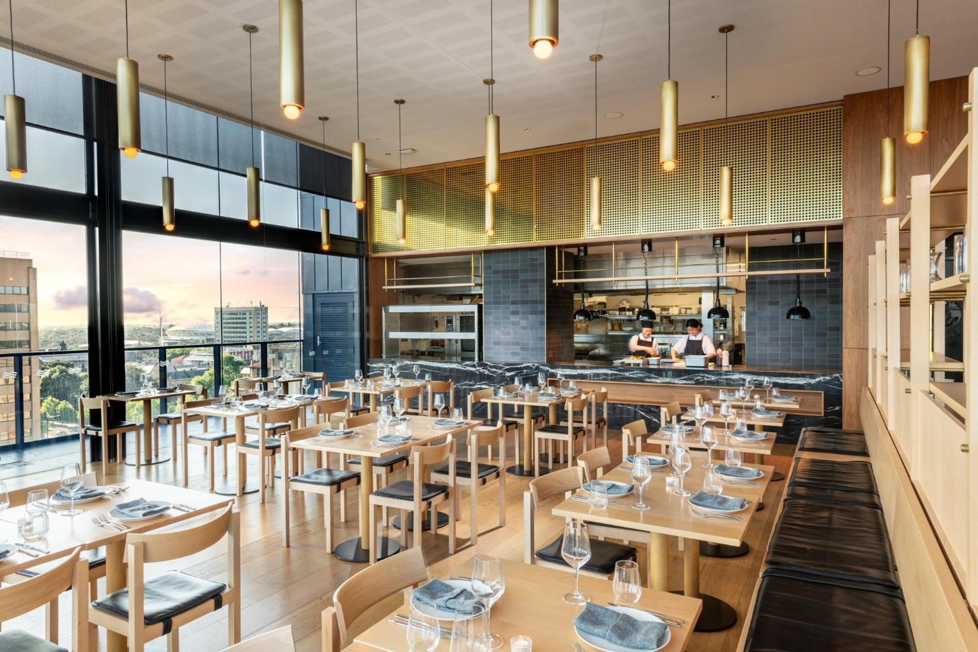 Отель Crowne Plaza Adelaide By Ihg Экстерьер фото