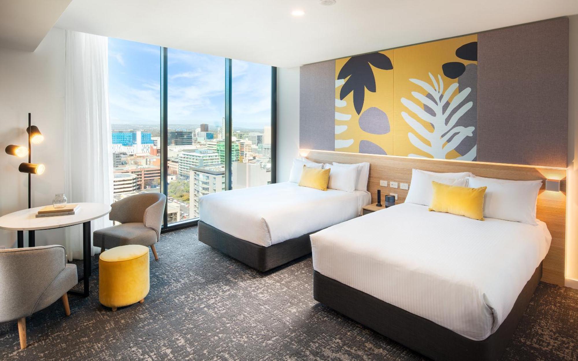 Отель Crowne Plaza Adelaide By Ihg Экстерьер фото